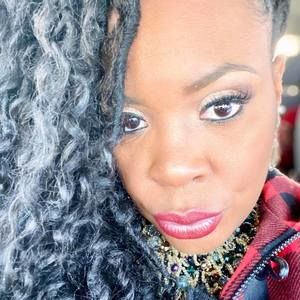 Meet your Posher, Azalia